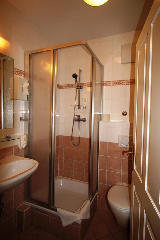 900 M Zur Oper Hotel Wien